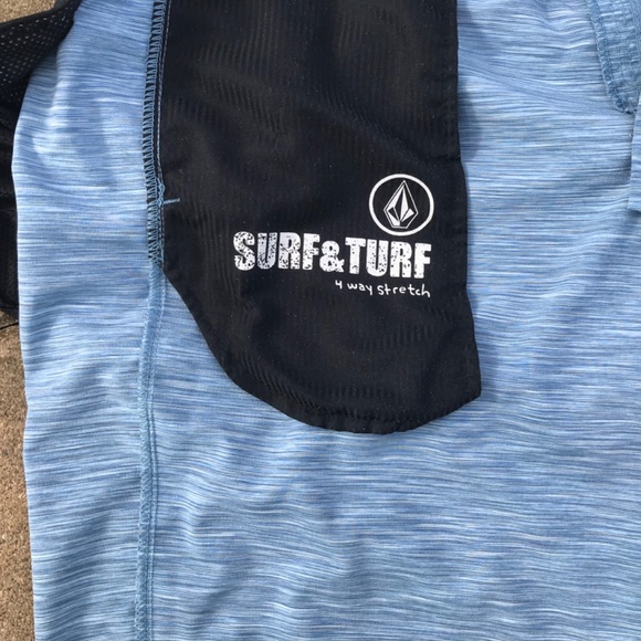 Volcom Hybrid Shorts - Picture 5 of 9